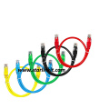 UTP Cat5e 1.5 FT (0.5 metros) Cable de remiendo rojo